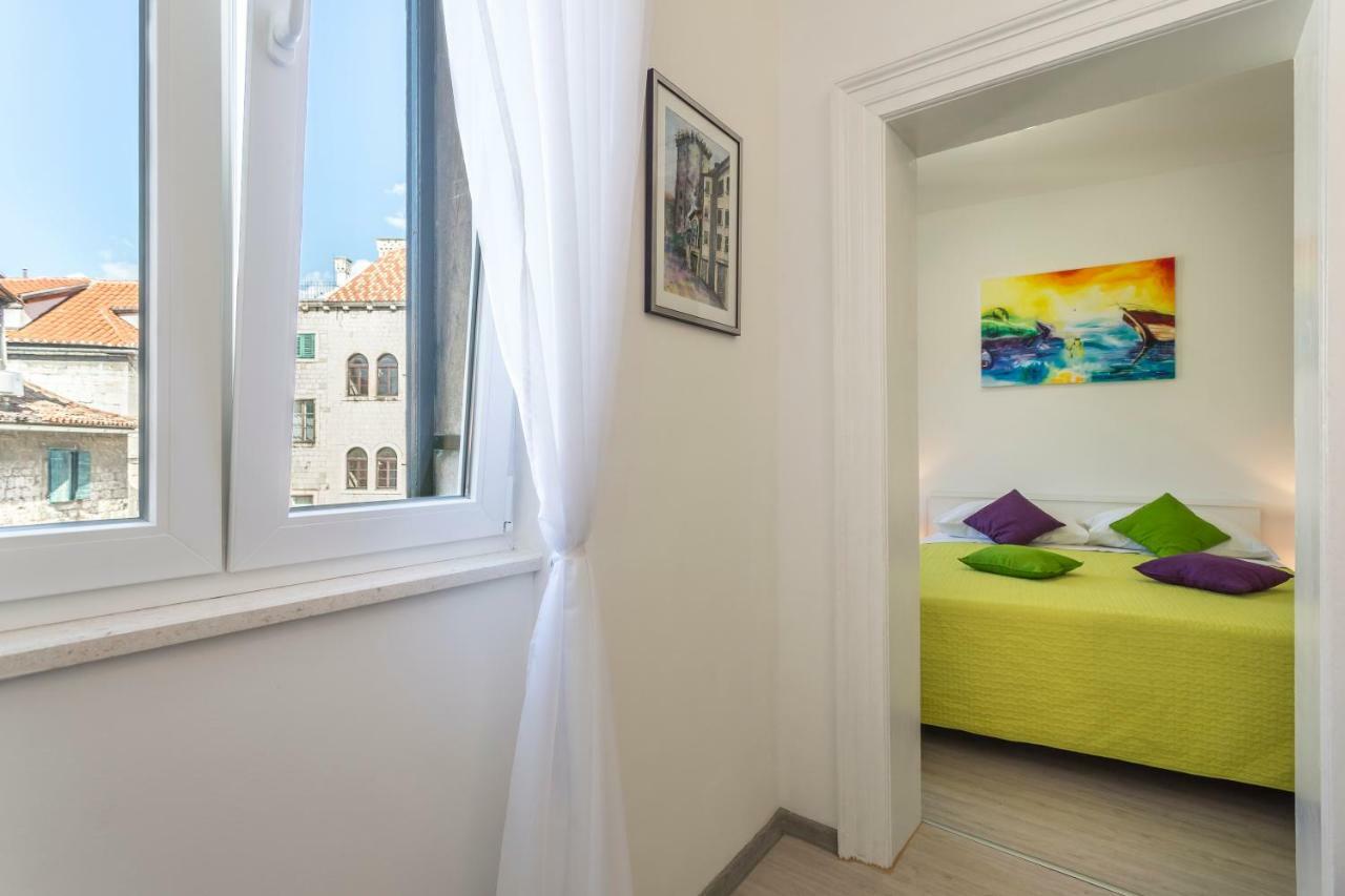 Old Town Tower Split Apartment Exterior photo